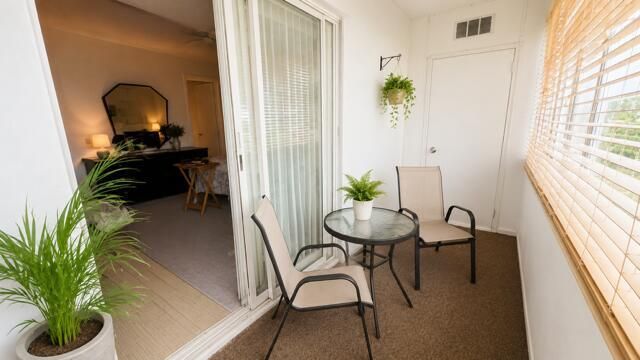 porch florida room 164 kent j