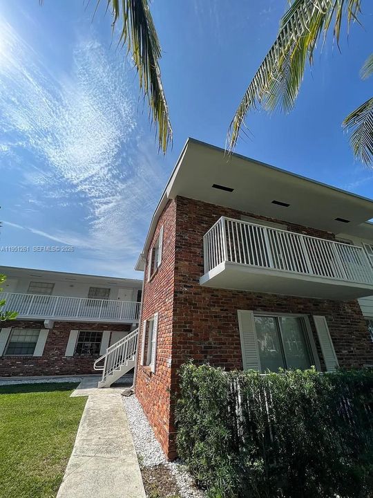 En Venta: $429,000 (0 camas, 1 baños, 410 Pies cuadrados)