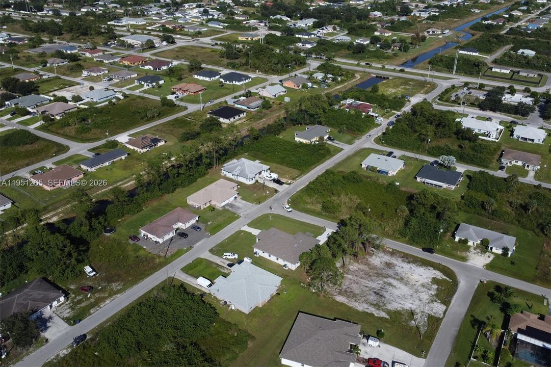В аренду: $1,800 (3 спален, 2 ванн, 2383 Квадратных фут)