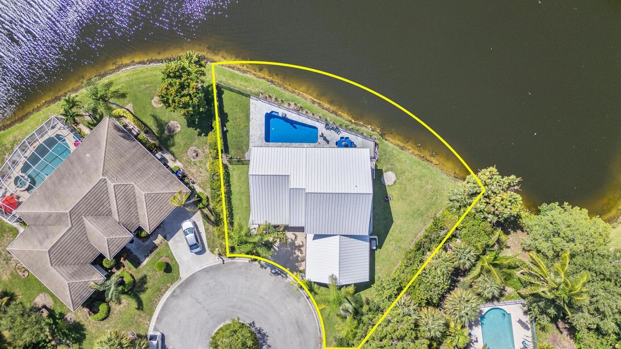 9029 SE Breeze Wy Hobe Sound-large-021-0