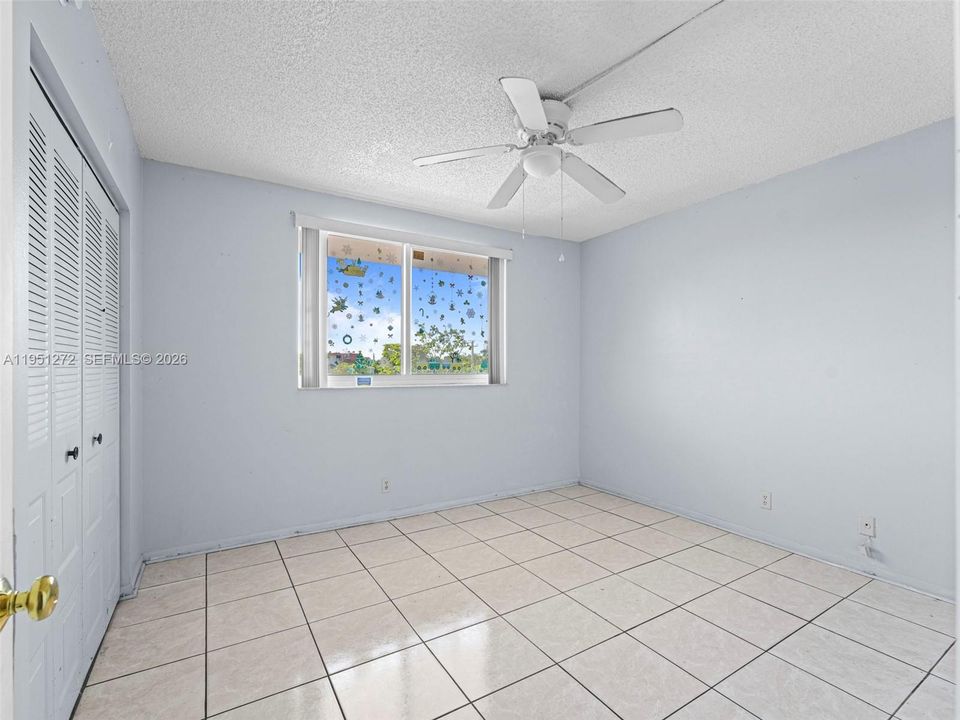 En Venta: $76,000 (2 camas, 2 baños, 1090 Pies cuadrados)