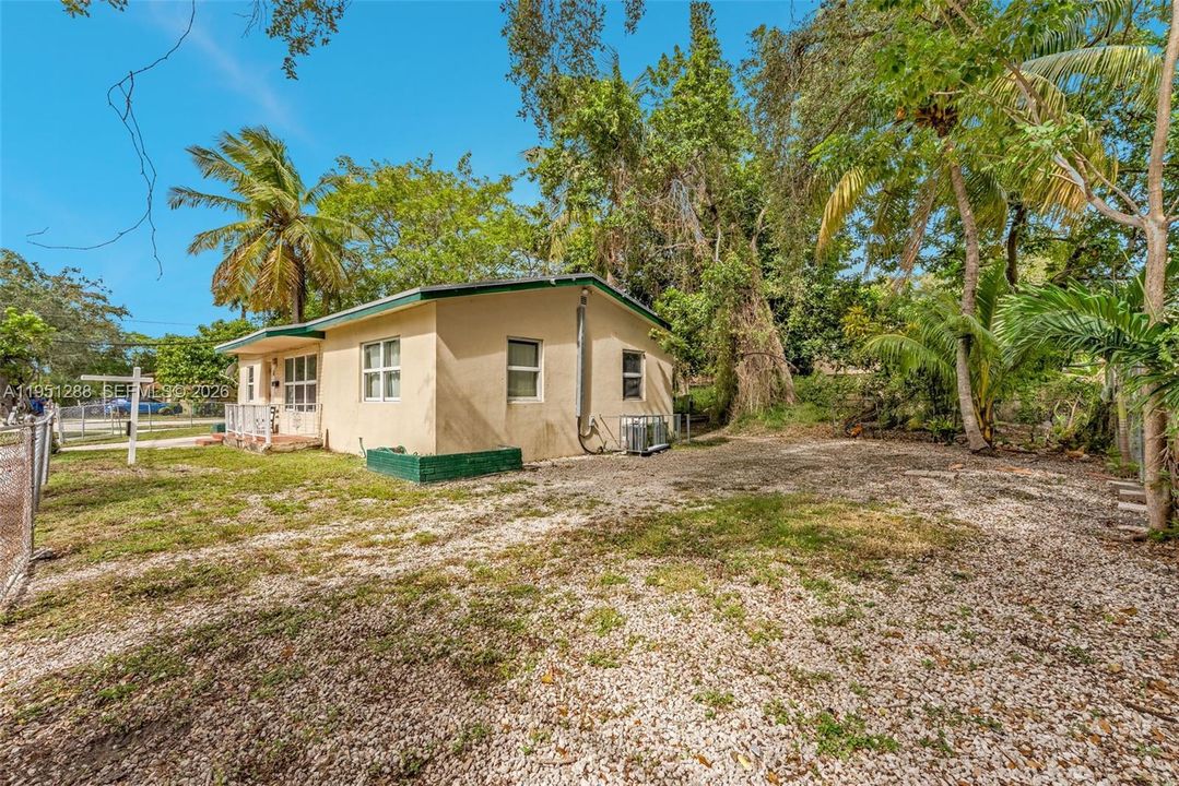 En Venta: $400,000 (3 camas, 1 baños, 1128 Pies cuadrados)