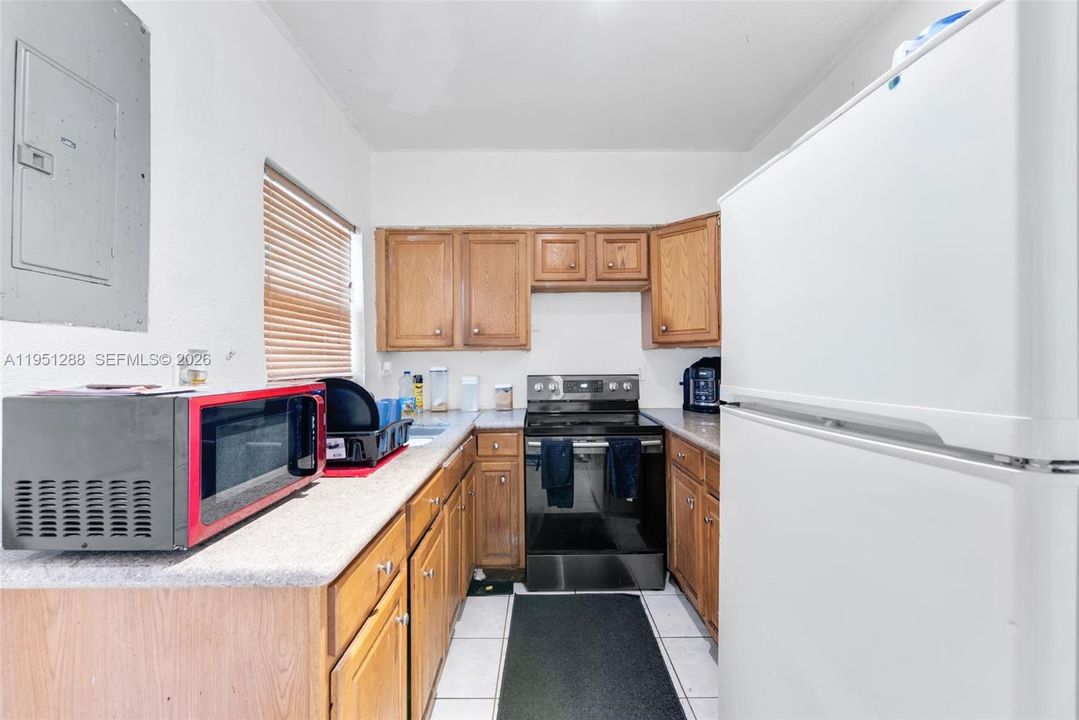 En Venta: $400,000 (3 camas, 1 baños, 1128 Pies cuadrados)