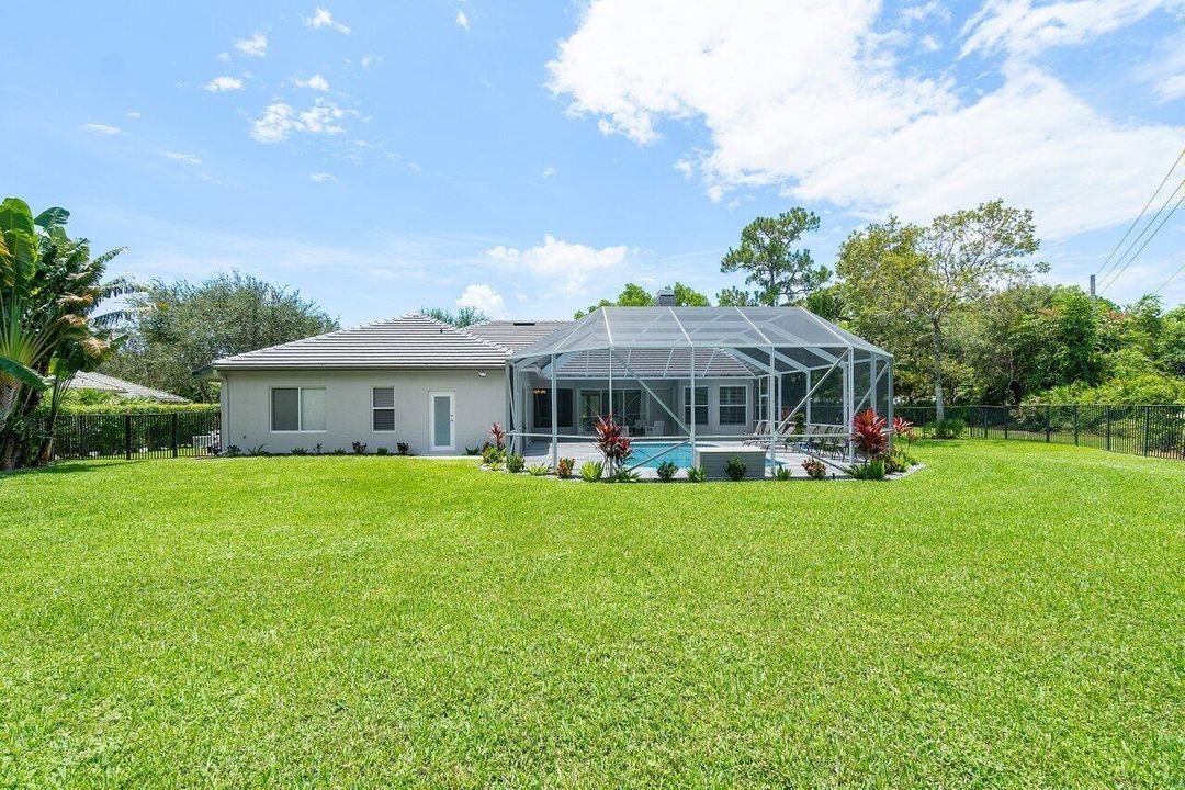 039-8369SoutheastIslandWay-Jupiter-FL-33