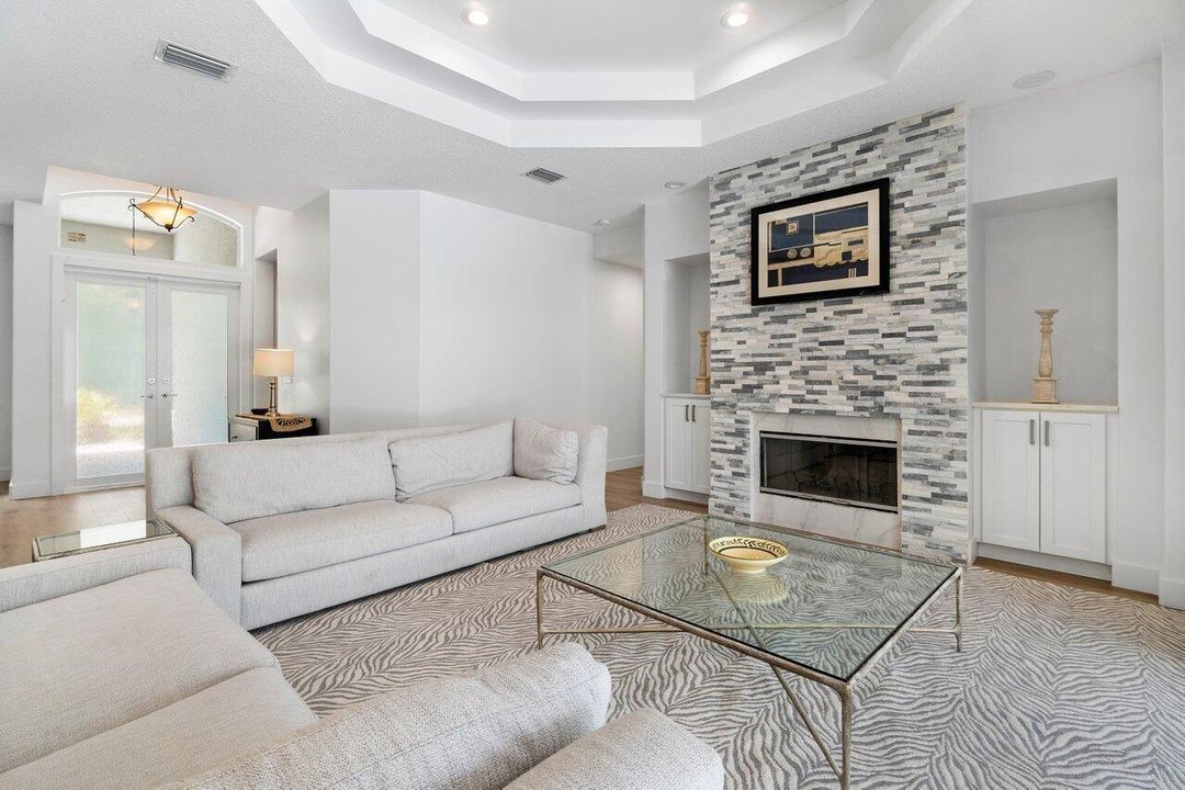 008-8369SoutheastIslandWay-Jupiter-FL-33