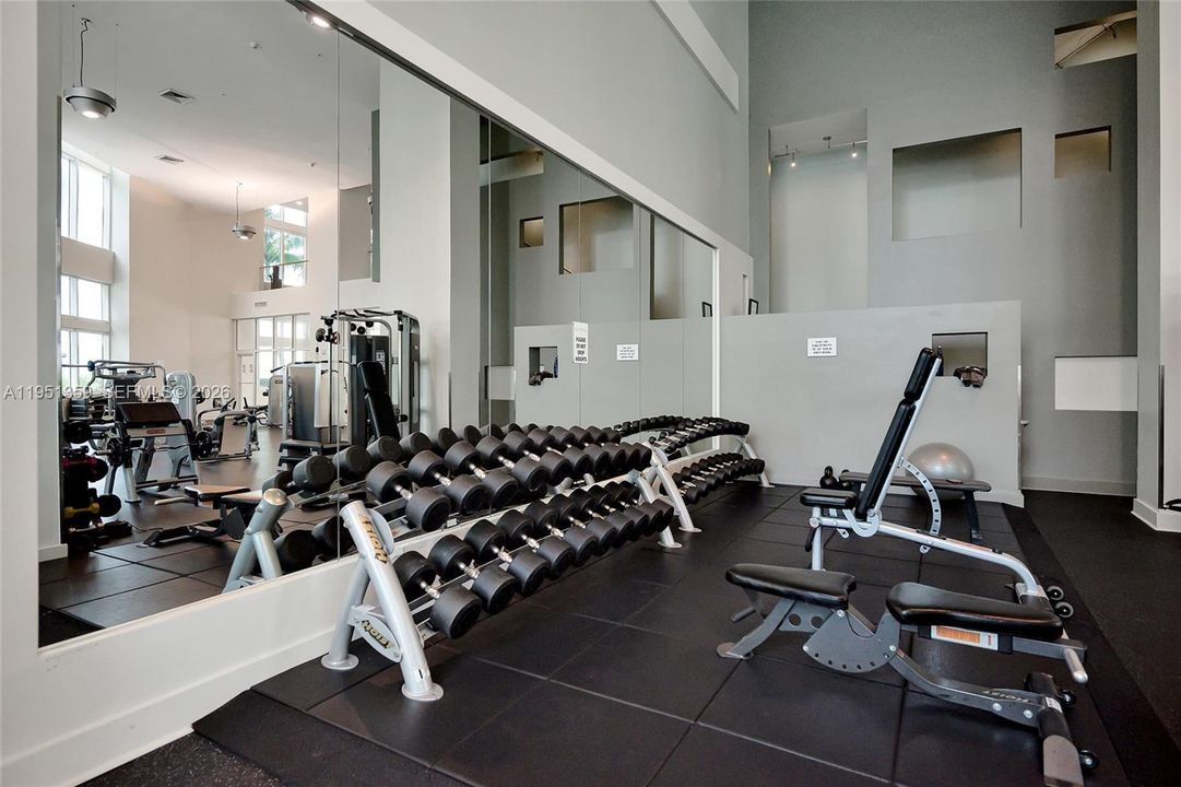 En Renta: $5,299 (0 camas, 0 baños, 0 Pies cuadrados)