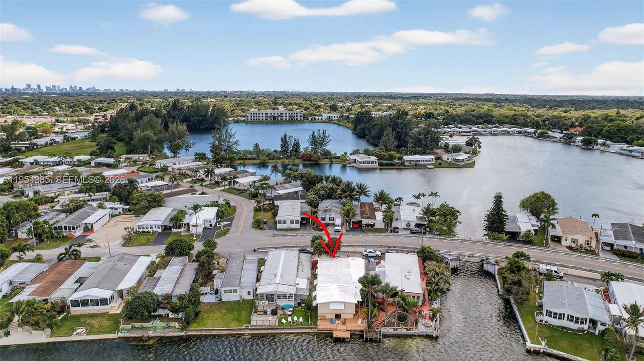Activo con contrato: $299,000 (3 camas, 3 baños, 1219 Pies cuadrados)