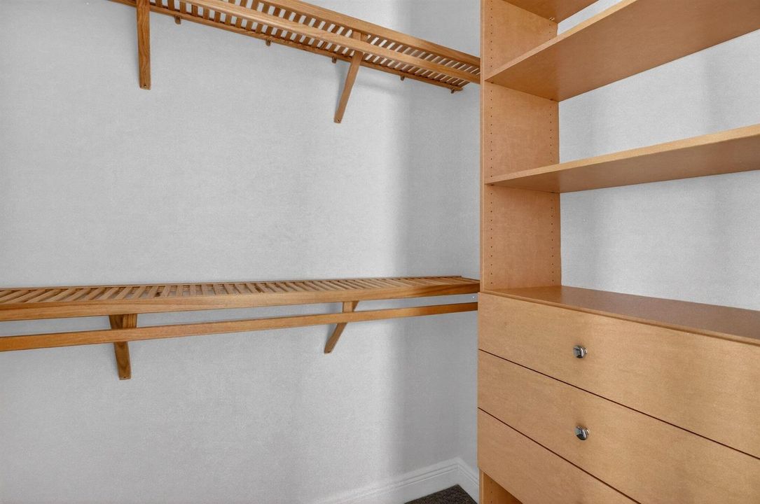 2 Walk In Closets