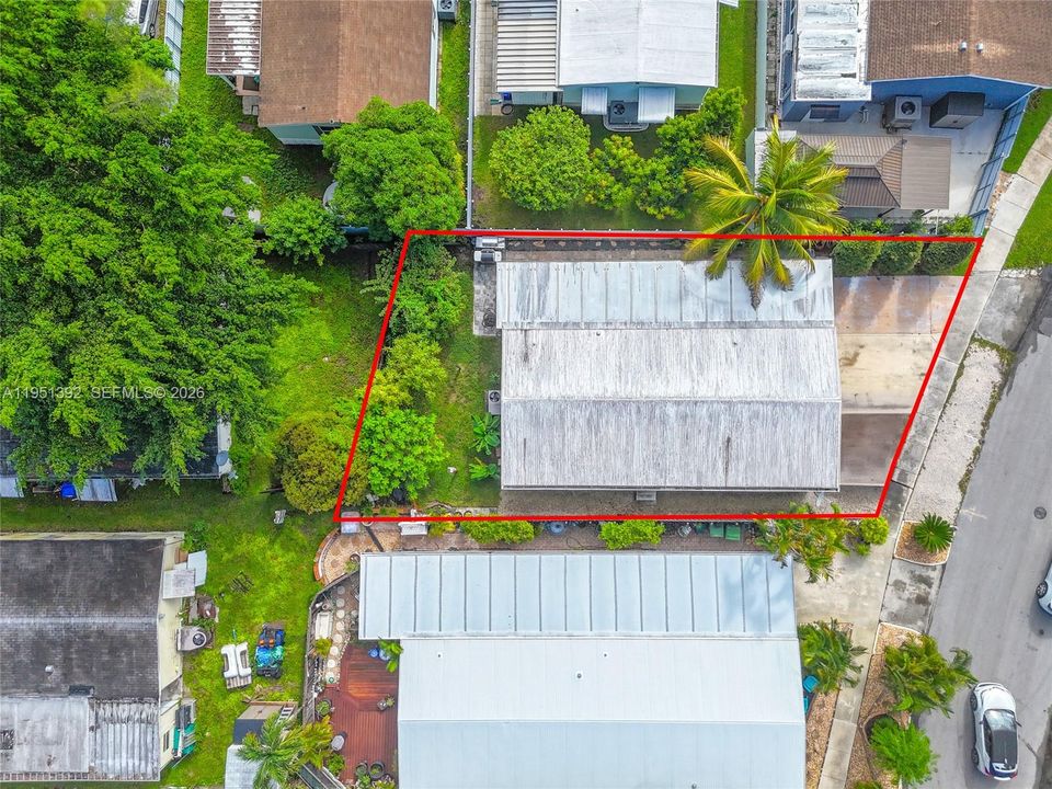 En Venta: $300,000 (4 camas, 2 baños, 1352 Pies cuadrados)