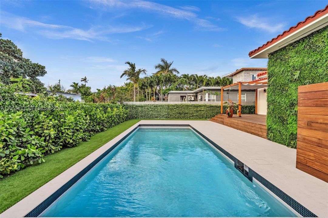For Sale: $2,478,000 (3 beds, 3 baths, 0 Square Feet)
