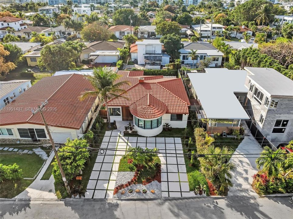 For Sale: $2,478,000 (3 beds, 3 baths, 0 Square Feet)