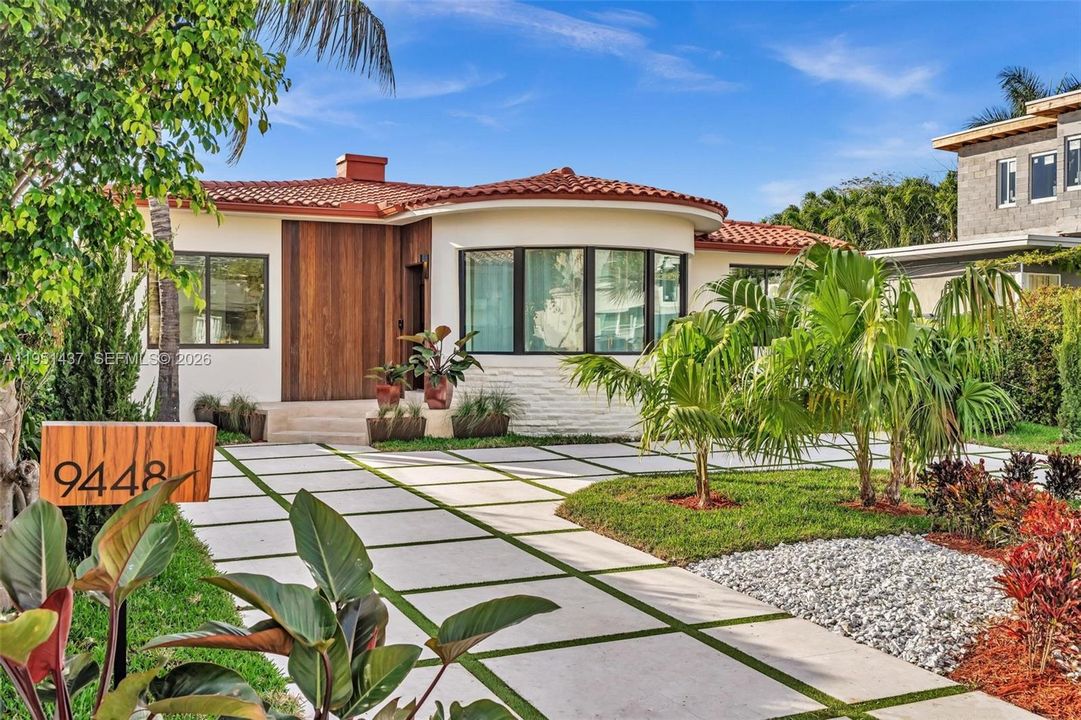 For Sale: $2,478,000 (3 beds, 3 baths, 0 Square Feet)