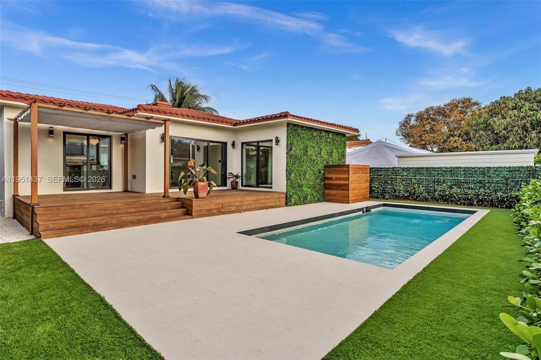 For Sale: $2,478,000 (3 beds, 3 baths, 0 Square Feet)