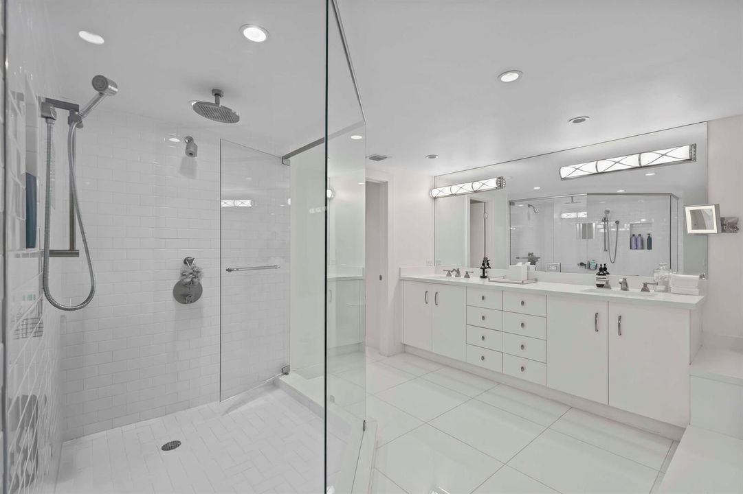 23 - Primary Bathroom