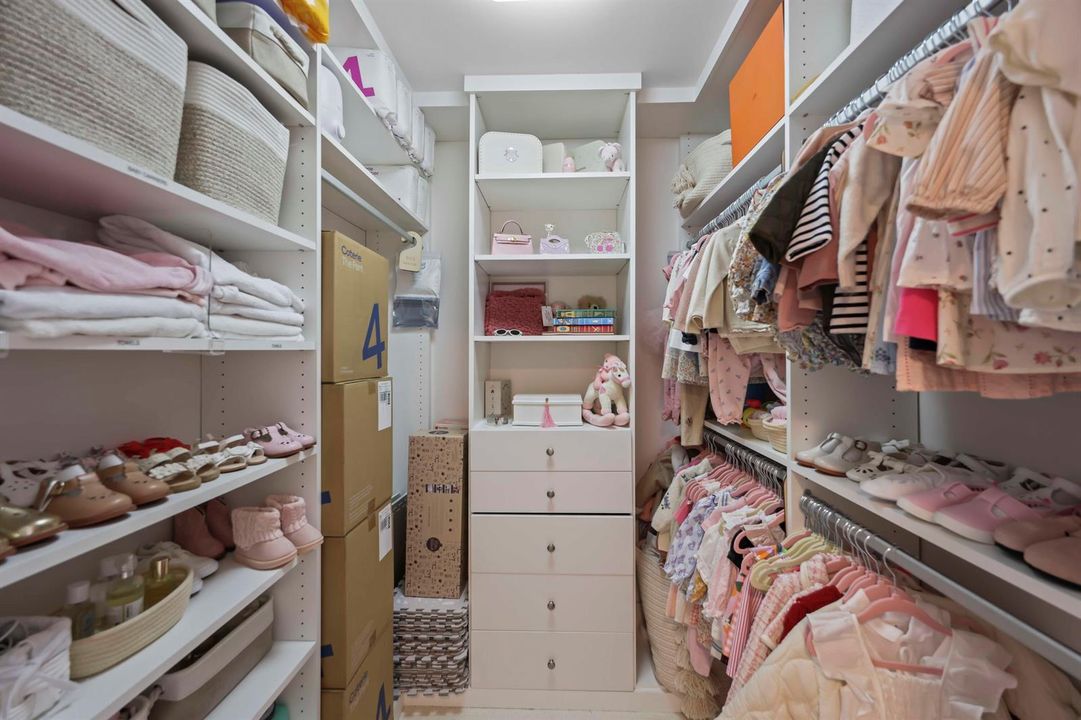 29 - Guest Bedroom Closet