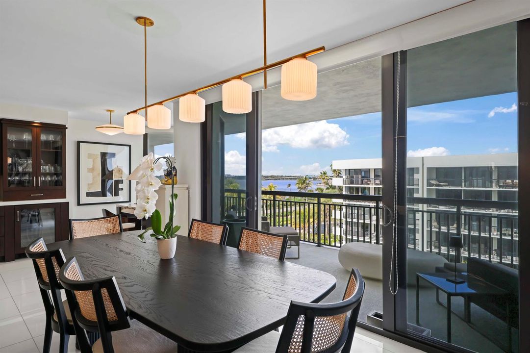 4 - Dining Room
