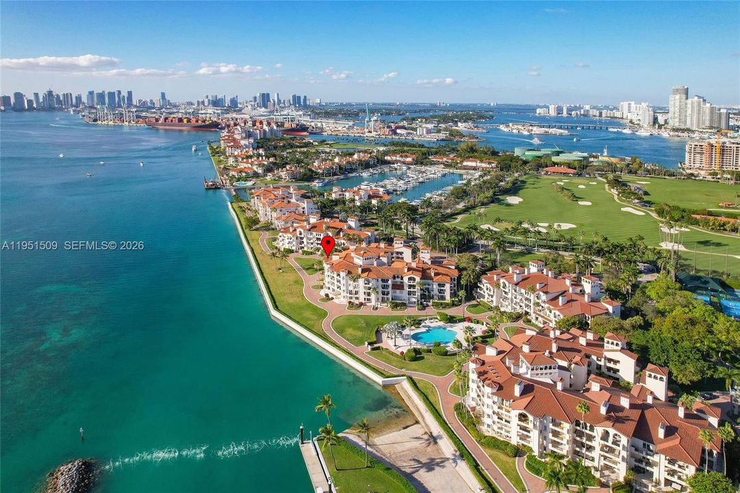 En Venta: $3,980,000 (2 camas, 2 baños, 1912 Pies cuadrados)