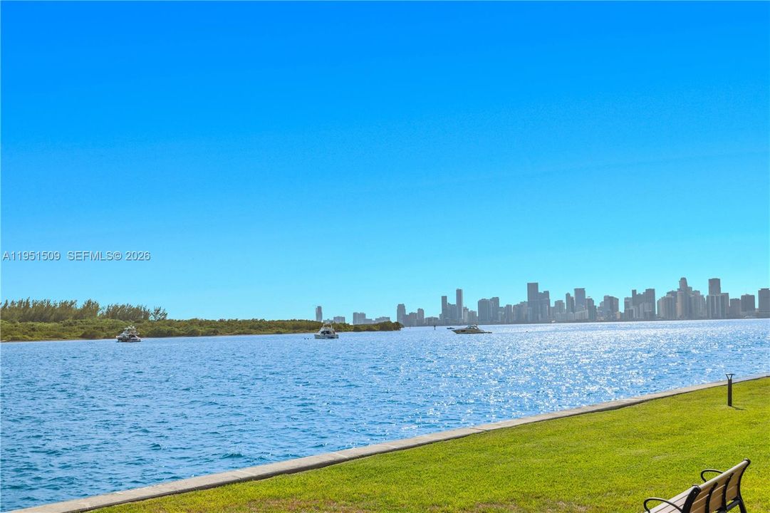 En Venta: $3,980,000 (2 camas, 2 baños, 1912 Pies cuadrados)