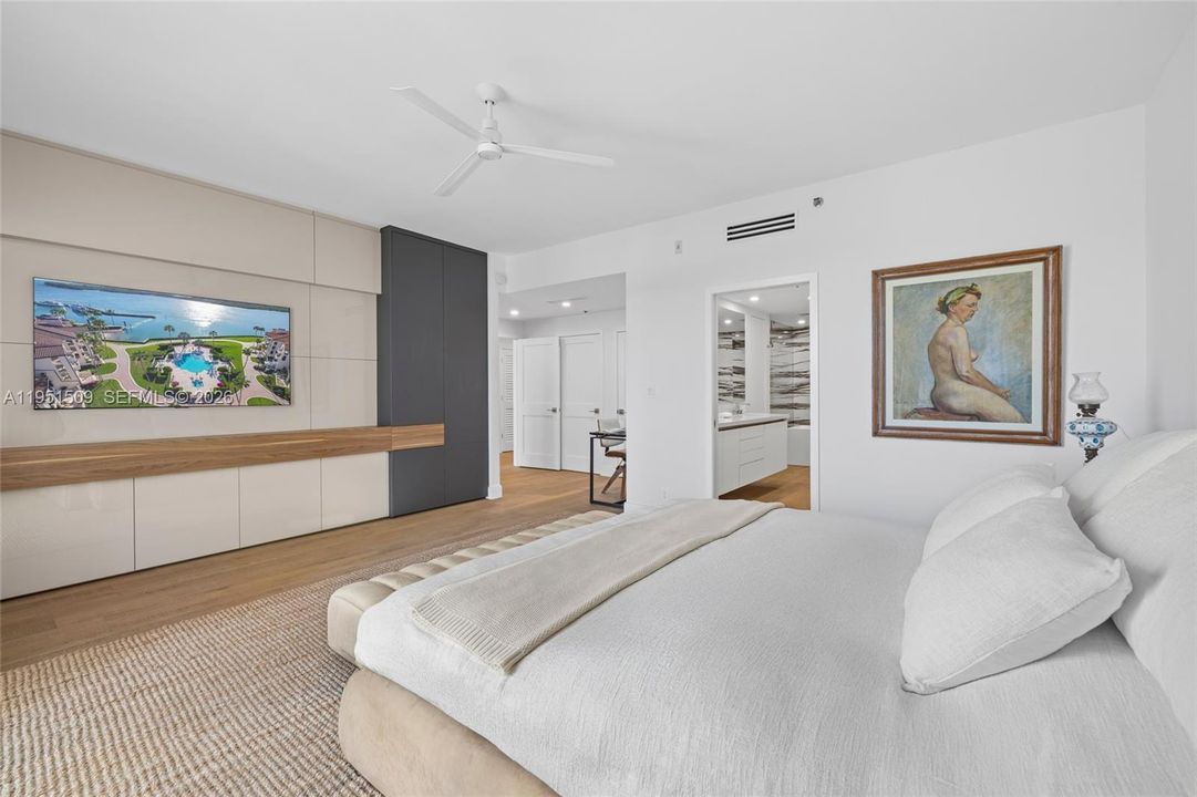 En Venta: $3,980,000 (2 camas, 2 baños, 1912 Pies cuadrados)