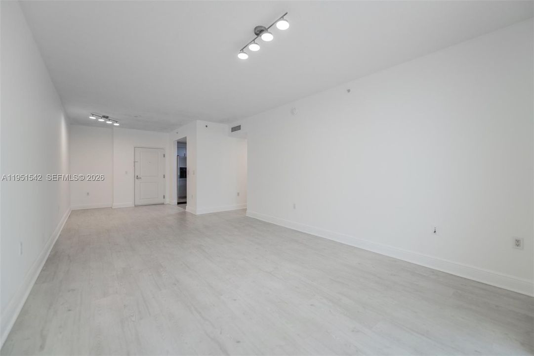 En Venta: $499,000 (2 camas, 2 baños, 1143 Pies cuadrados)