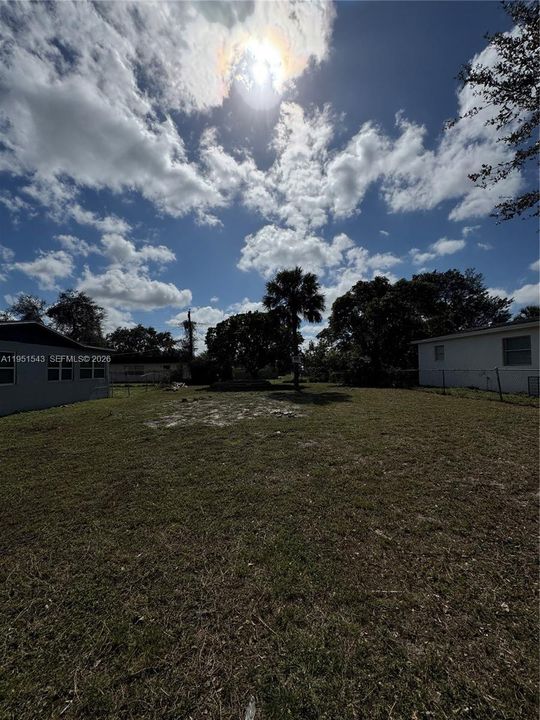 Недавно продано: $150,000 (0.12 acres)
