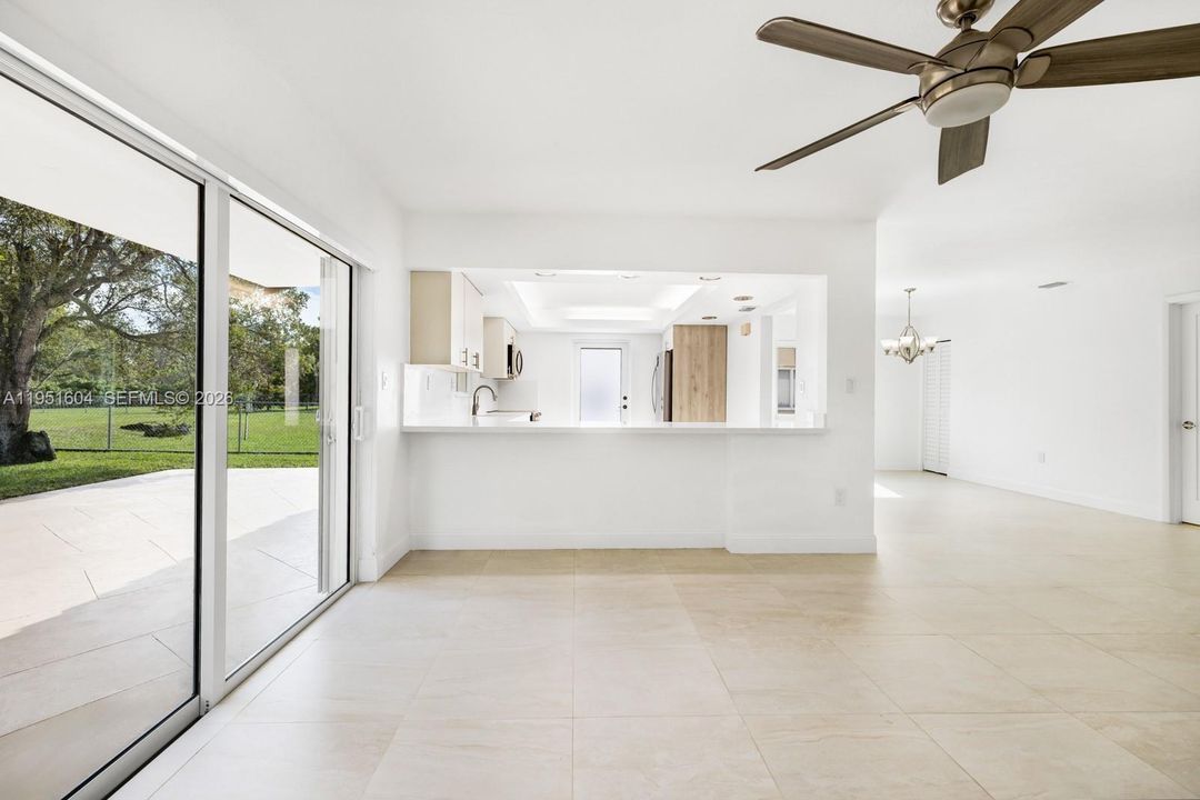 For Rent: $5,500 (4 beds, 2 baths, 2710 Square Feet)