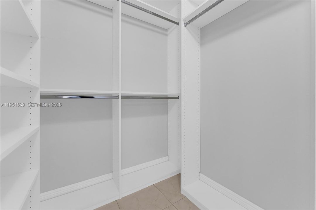 En Venta: $362,000 (3 camas, 2 baños, 1132 Pies cuadrados)