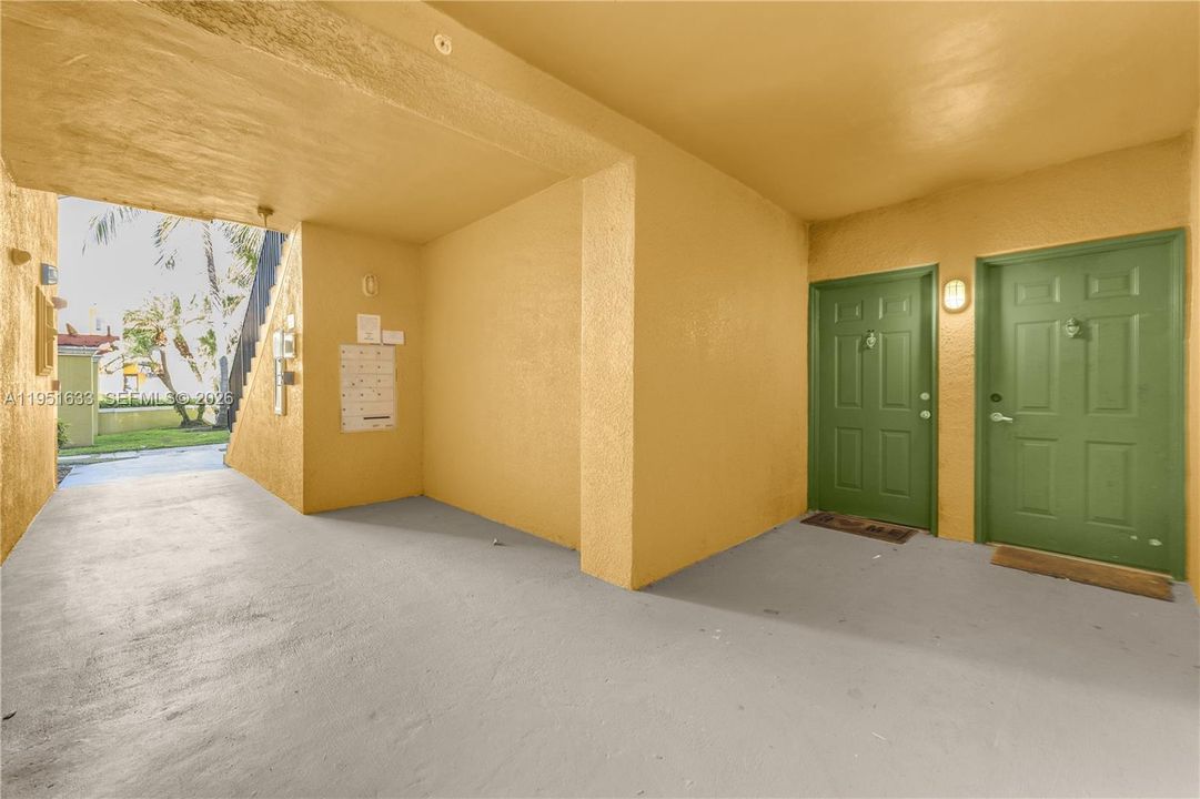 En Venta: $362,000 (3 camas, 2 baños, 1132 Pies cuadrados)