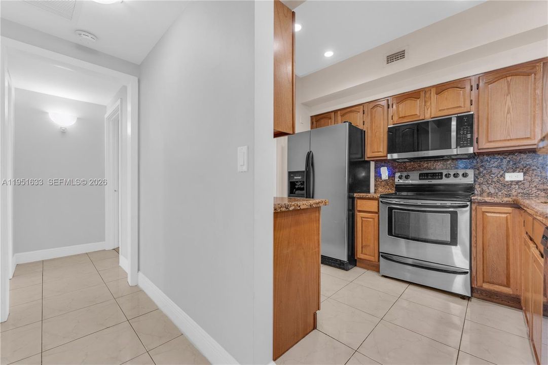 En Venta: $362,000 (3 camas, 2 baños, 1132 Pies cuadrados)