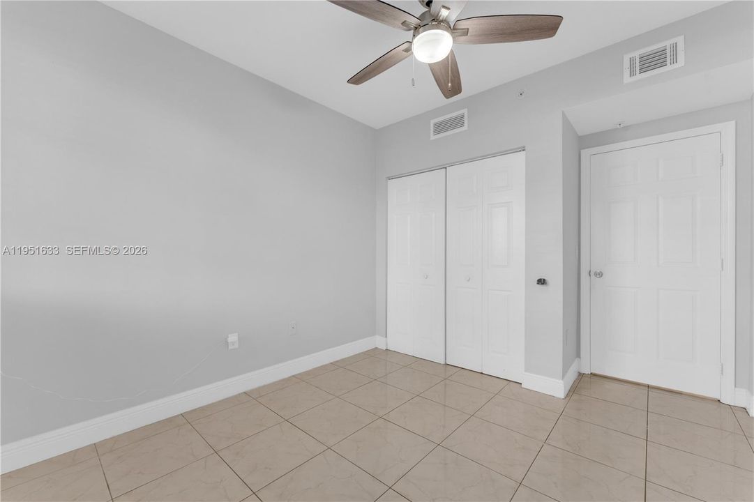 En Venta: $362,000 (3 camas, 2 baños, 1132 Pies cuadrados)