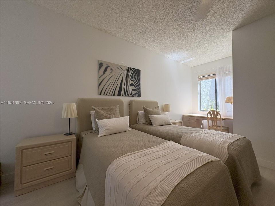For Rent: $8,000 (3 beds, 3 baths, 2703 Square Feet)