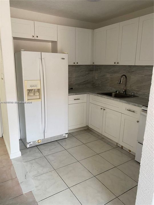 На продажу: $605,000 (0 спален, 0 ванн, 1914 Квадратных фут)