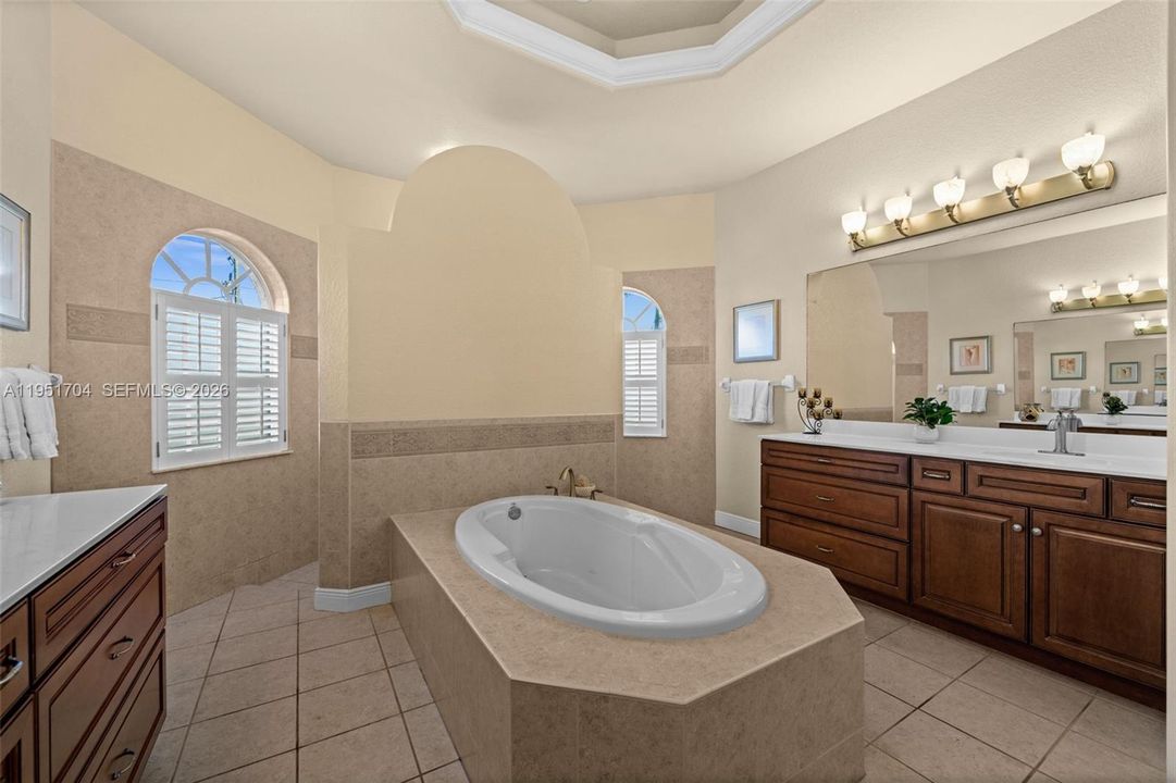 Separate sinks in the Primary Bath