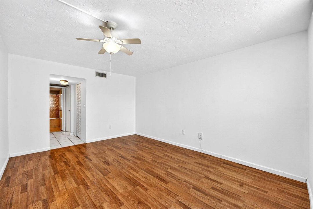 008-1681Northwest70thAvenue-102-Plantati