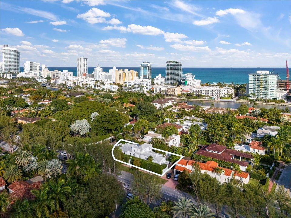 For Sale: $5,950,000 (3 beds, 3 baths, 3350 Square Feet)