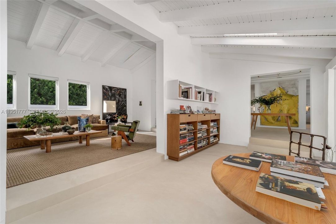 For Sale: $5,950,000 (3 beds, 3 baths, 3350 Square Feet)