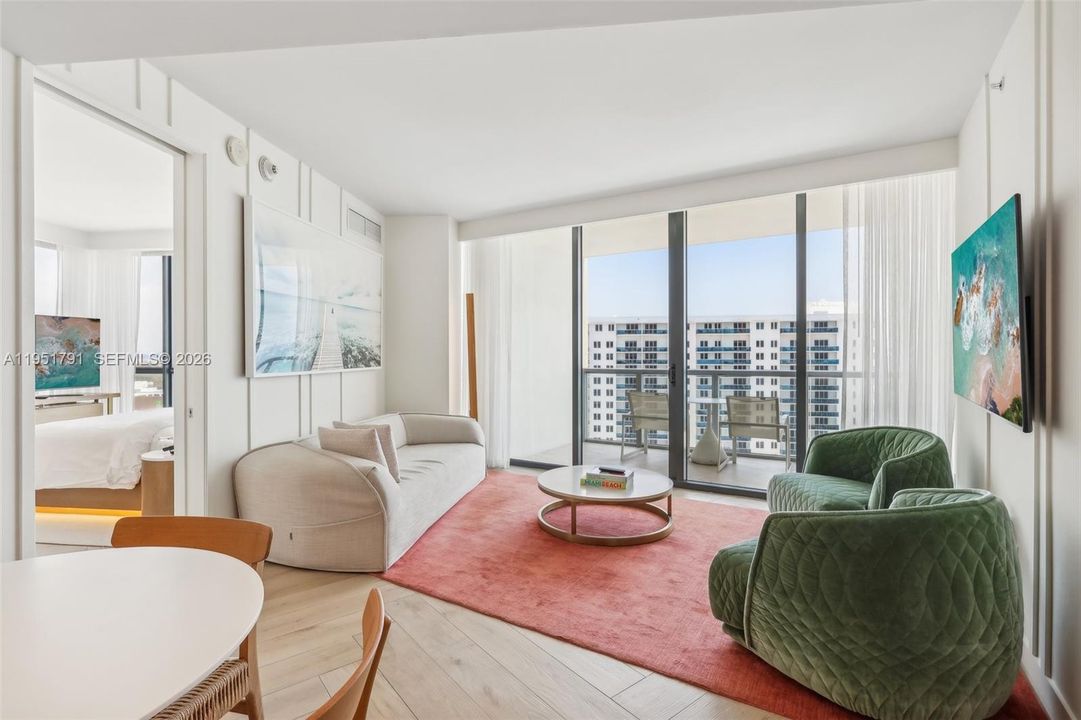 For Sale: $3,750,000 (2 beds, 2 baths, 1287 Square Feet)