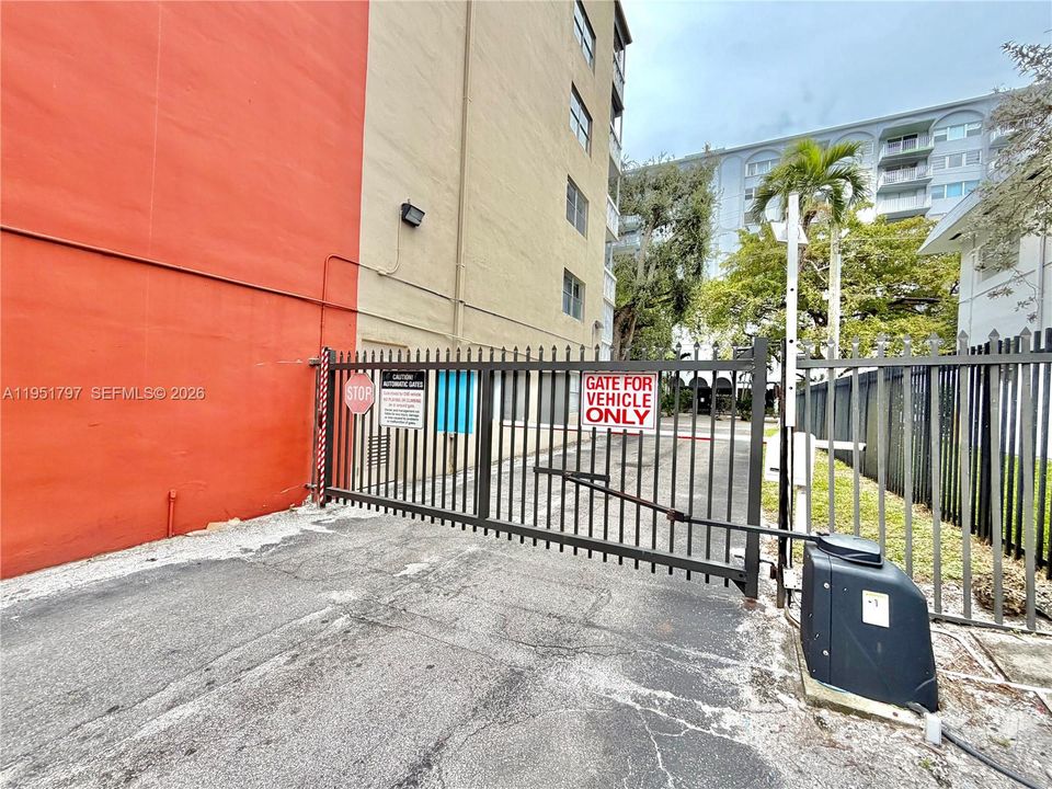 Activo con contrato: $133,900 (1 camas, 1 baños, 766 Pies cuadrados)