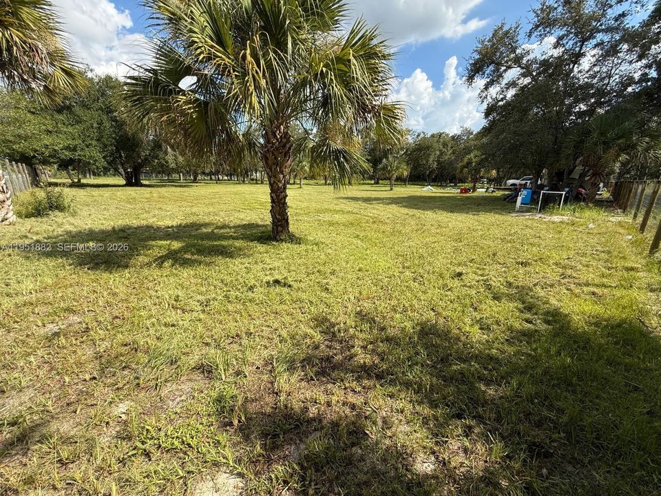 Недавно продано: $62,500 (1.09 acres)