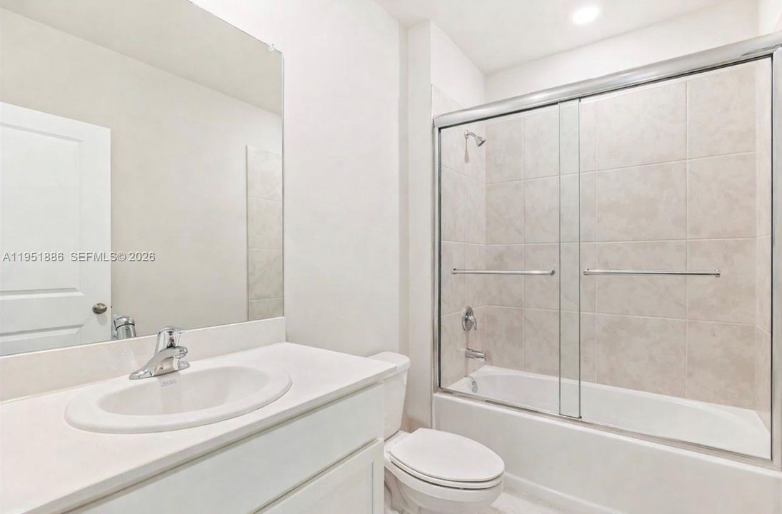 For Sale: $340,000 (4 beds, 2 baths, 1758 Square Feet)
