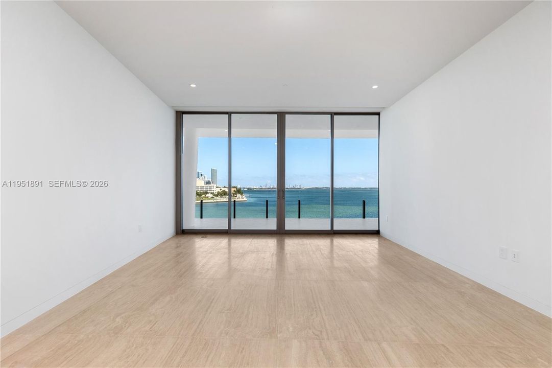 For Sale: $7,900,000 (3 beds, 3 baths, 3246 Square Feet)