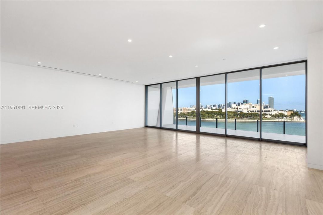 For Sale: $7,900,000 (3 beds, 3 baths, 3246 Square Feet)