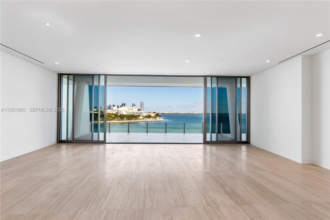 For Sale: $7,900,000 (3 beds, 3 baths, 3246 Square Feet)