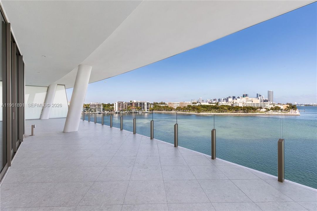 For Sale: $7,900,000 (3 beds, 3 baths, 3246 Square Feet)
