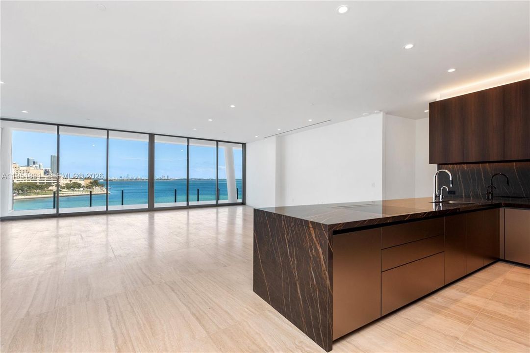 For Sale: $7,900,000 (3 beds, 3 baths, 3246 Square Feet)
