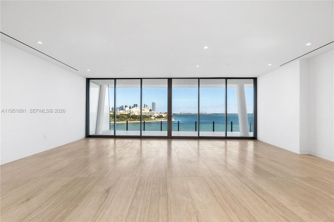 For Sale: $7,900,000 (3 beds, 3 baths, 3246 Square Feet)