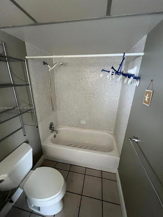 For Sale: $60,000 (0 beds, 1 baths, 450 Square Feet)