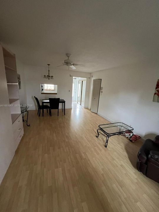 For Sale: $60,000 (0 beds, 1 baths, 450 Square Feet)