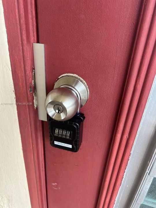 For Sale: $60,000 (0 beds, 1 baths, 450 Square Feet)