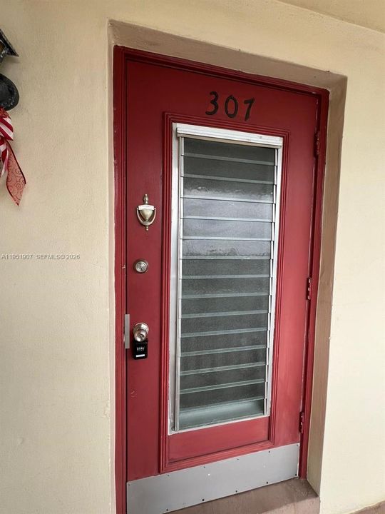 For Sale: $60,000 (0 beds, 1 baths, 450 Square Feet)